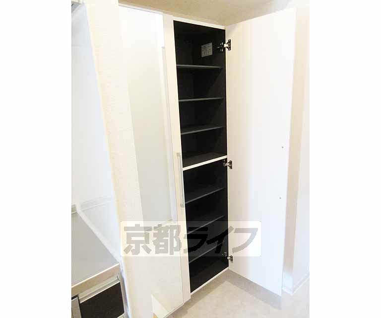 収納　たくさん靴が入りますね！