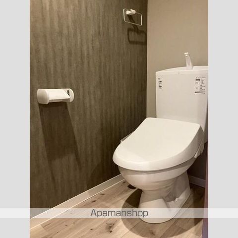 地下鉄南北線 南平岸駅 徒歩9分 5階建 築1年のトイレ写真