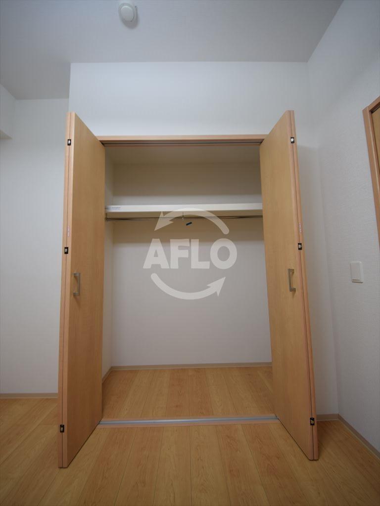 収納　アルデールトモ北堀江　クローゼット
