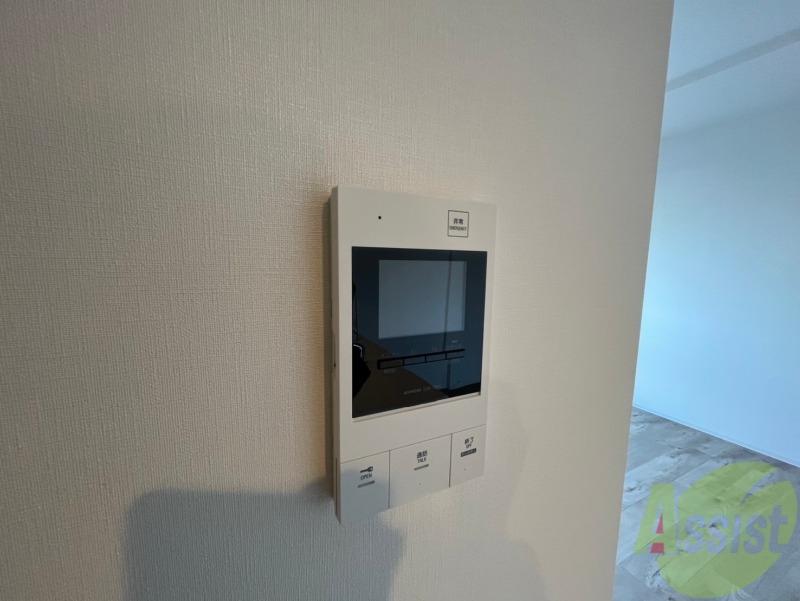 セキュリティ　ＴＶモニター付インターホンです。来客者の顔が見えるので安心！