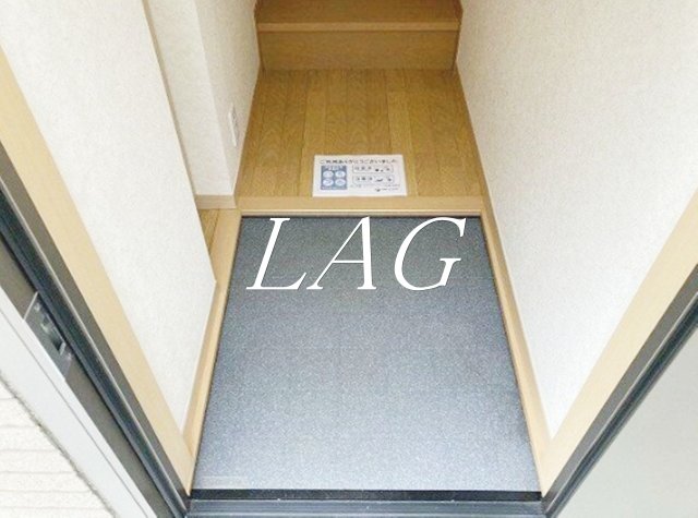 玄関　玄関です。