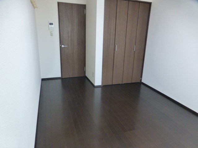 その他部屋・スペース　洋室は6.7帖となります。