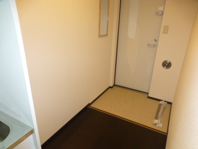 玄関　玄関部分になります。