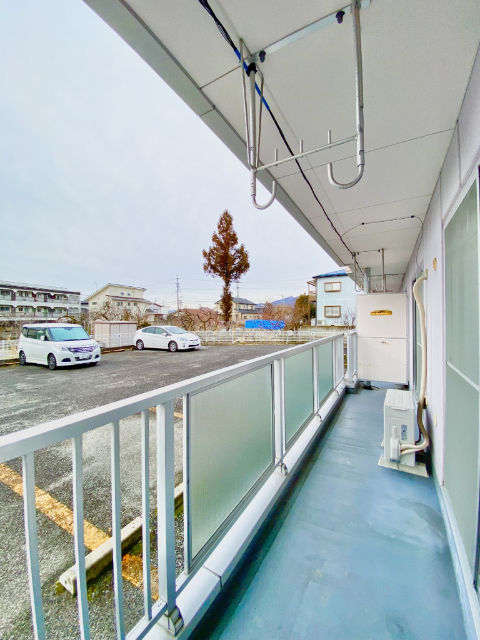 バルコニー　※同物件別部屋のお写真を転用しております。