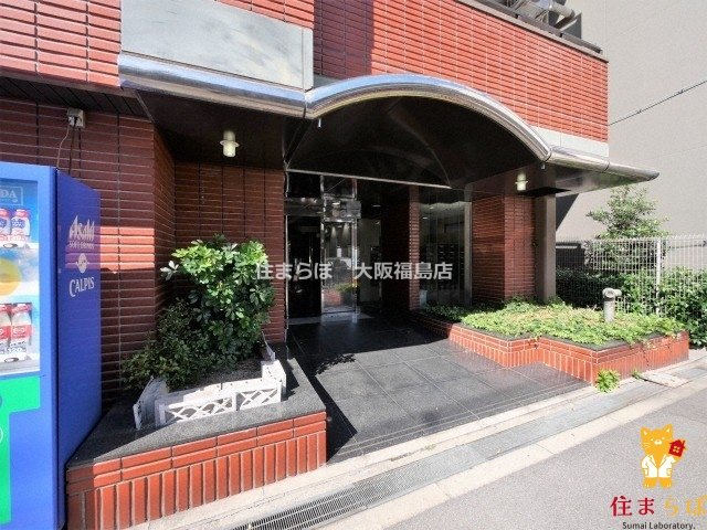 エントランス　共用部の印象も大切に