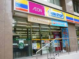 コンビニ　ミニストップ 千駄ヶ谷駅前店（コンビニ）まで478m