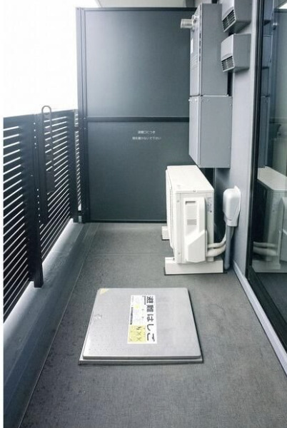 バルコニー　※別部屋の参考写真です。