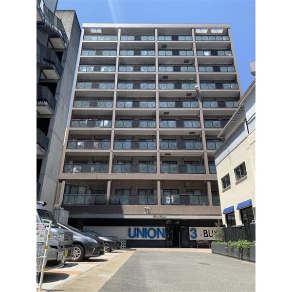 建物外観　ベイシック大名