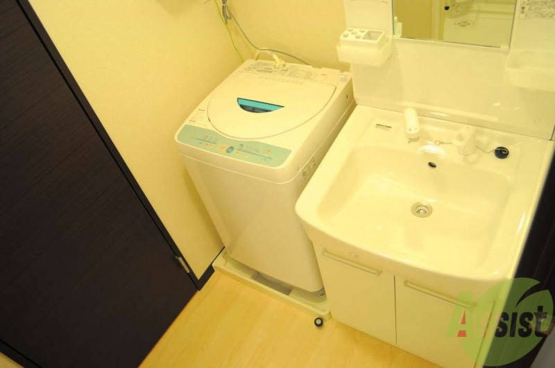 その他部屋・スペース　独立洗面台です！家電はメーカーにより異なります。