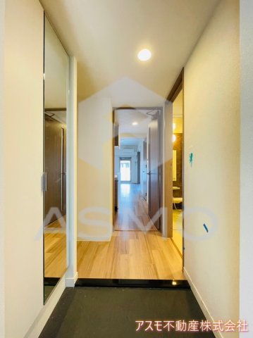 玄関　同マンション別部屋参考写真