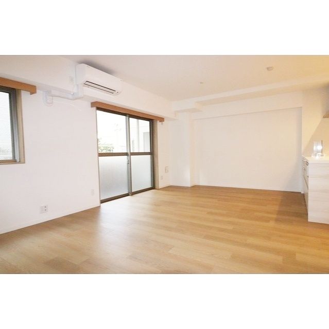 居室・リビング　物件画像