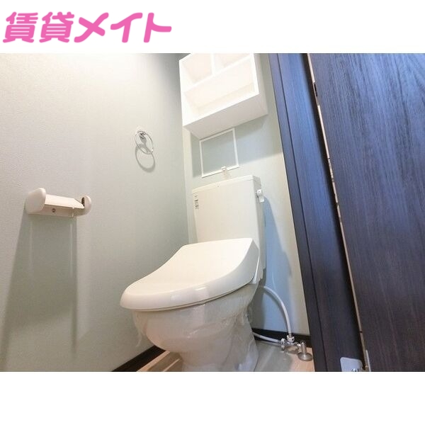 トイレ　同施工会社参考写真