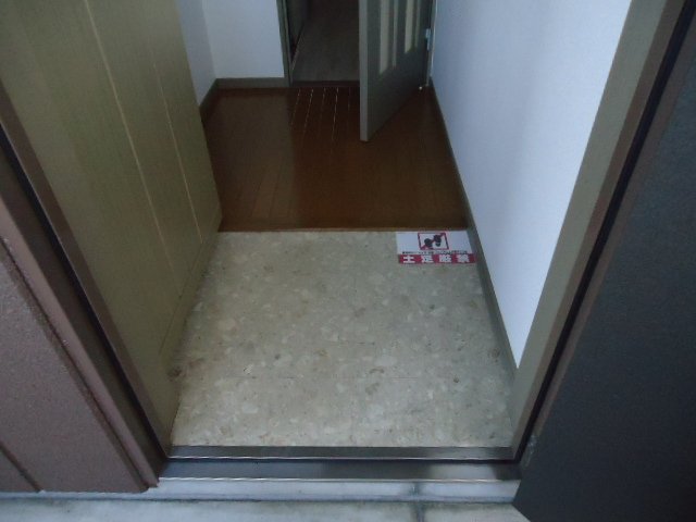 玄関　玄関