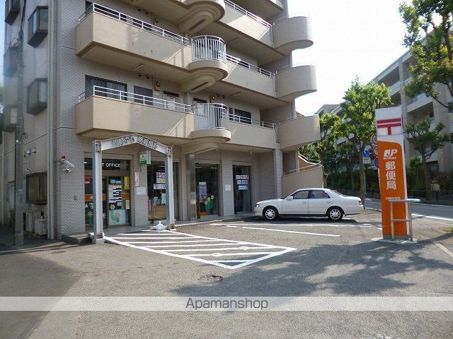 郵便局　川崎中有馬郵便局（郵便局）まで282m