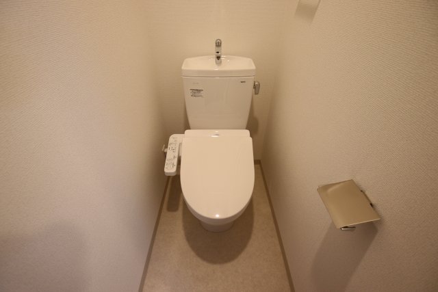 トイレ　別室の参考写真です。※現況優先