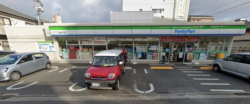 コンビニ　ファミリーマート　清輝橋一丁目店（コンビニ）まで427m