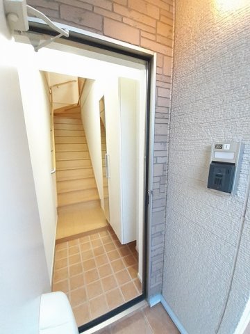 玄関　明るい玄関です