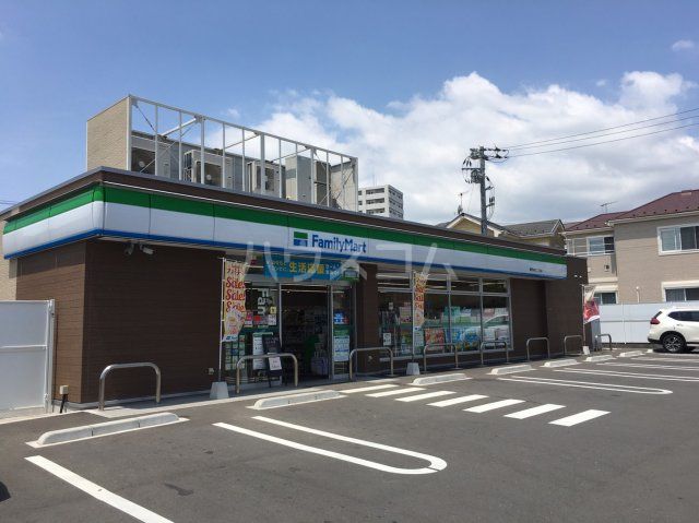コンビニ　ファミリーマート 秦野本町二丁目店（コンビニ）まで250m