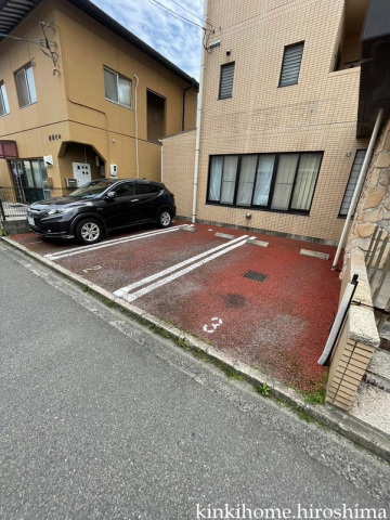 駐車場　写真は別のお部屋です。※現況を優先