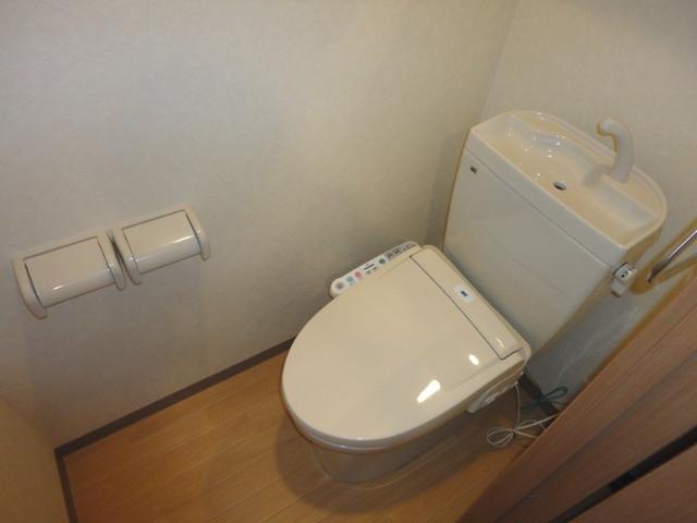 トイレ　シャワー付きトイレ（イメージ）