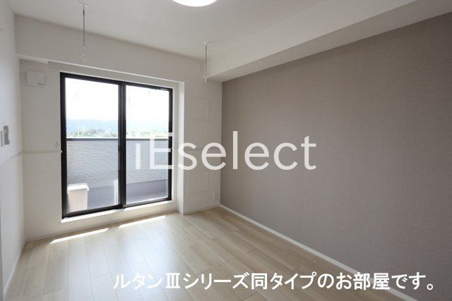 その他部屋・スペース　オシャレなアクセントクロス♪