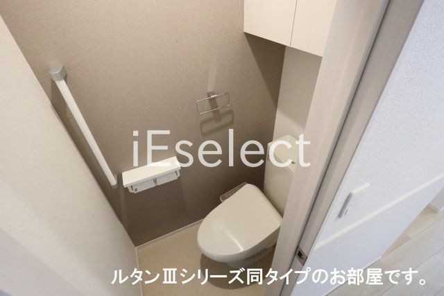 トイレ　洗浄機能付き♪