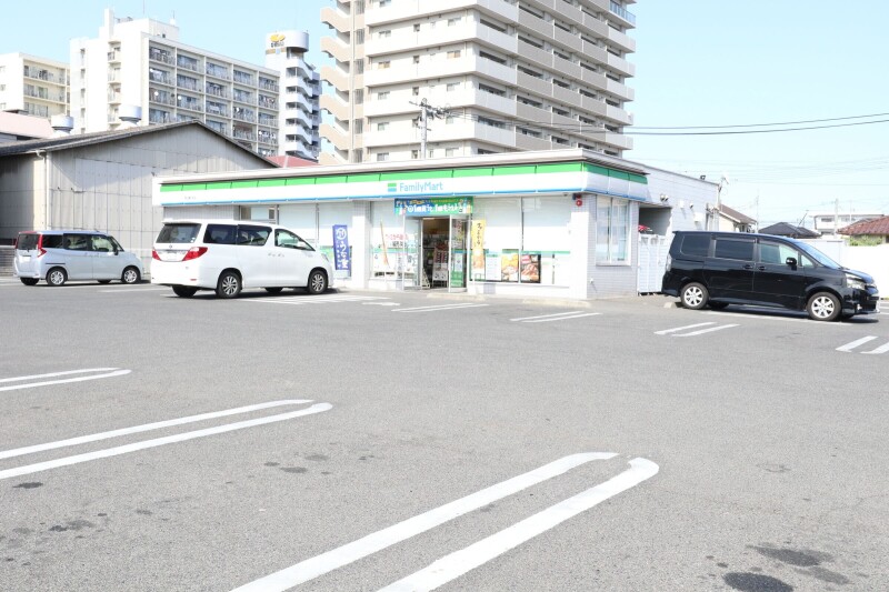コンビニ　ファミリーマート　岡山東古松店（コンビニ）まで197m