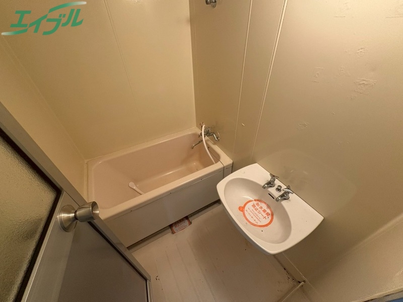 バス・シャワールーム　別部屋画像参考