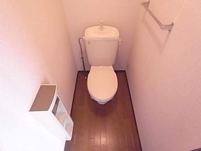 トイレ　トイレもきれいです