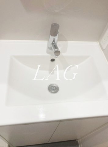洗面設備　洗面台です。