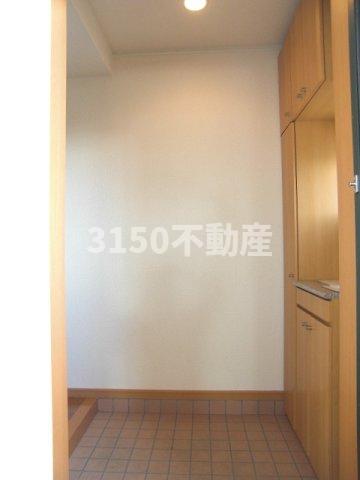 玄関　落ち着いた玄関です