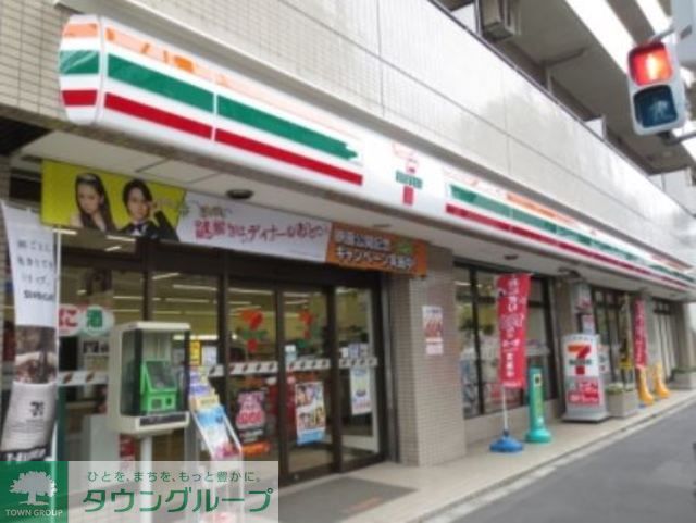 コンビニ　セブンイレブン北区神谷1丁目店（コンビニ）まで130m
