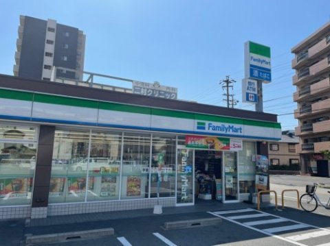 その他　ファミリーマート中村並木店（その他）まで444m