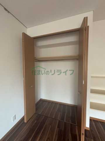 玄関　アソシエール中野弐番館