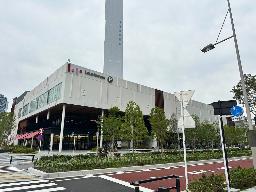 ショッピングセンター　三井ショッピングパーク ららテラスHARUMI FLAG(ハ（ショッピングセンター）まで776m