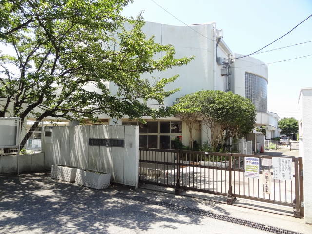 幼稚園・保育園　浦安市立神明幼稚園（幼稚園・保育園）まで372m