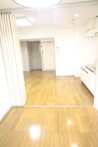 その他部屋・スペース　明るい洋室です