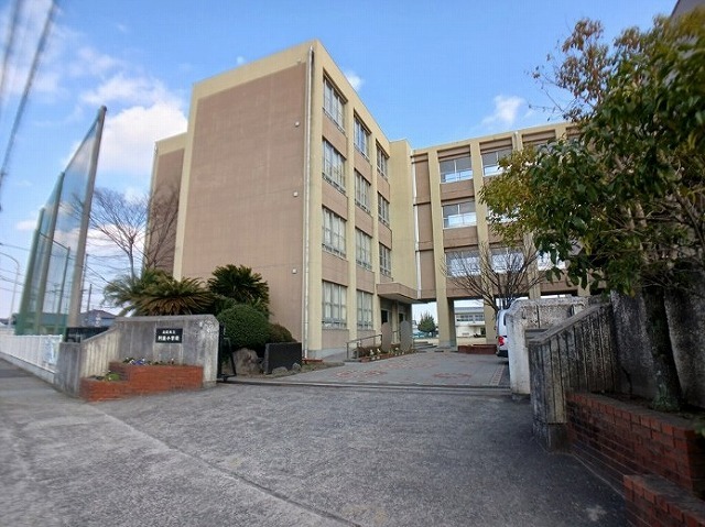 小学校　高松市立円座小学校さん（小学校）まで1100m