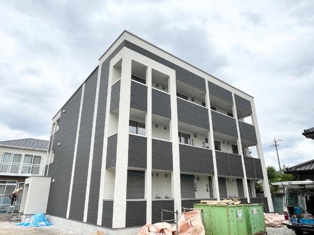 建物外観　建築現場