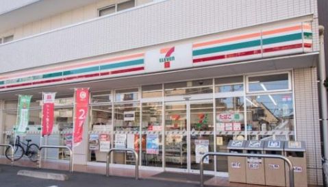 コンビニ　セブンイレブン 世田谷千歳台5丁目店（コンビニ）まで243m