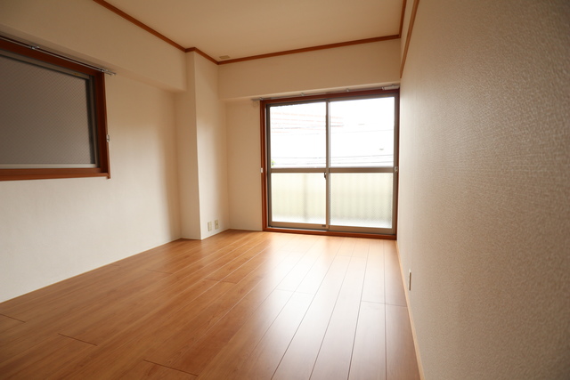 居室・リビング　※別部屋参考写真