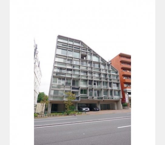 建物外観　外観は落ち着いています