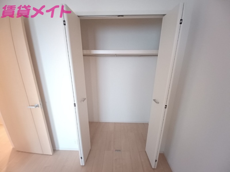 収納　同型参考写真