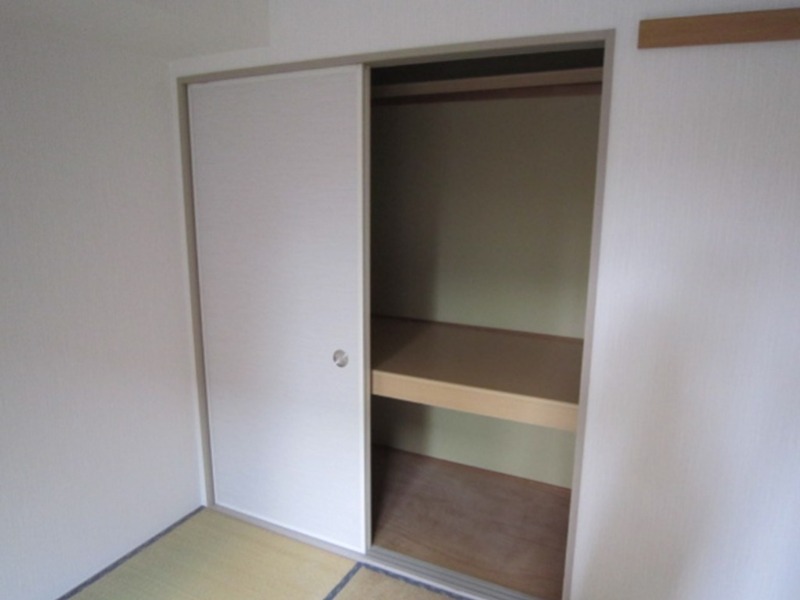 収納　別室参照