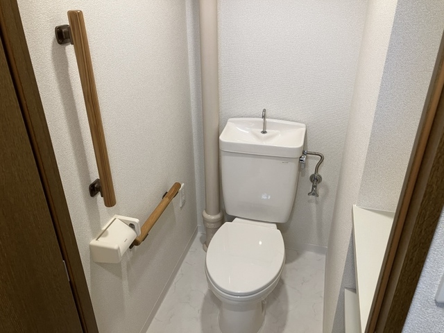 トイレ　トイレ