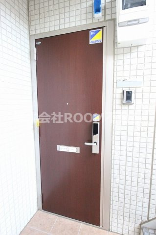 玄関　落ち着いた玄関です