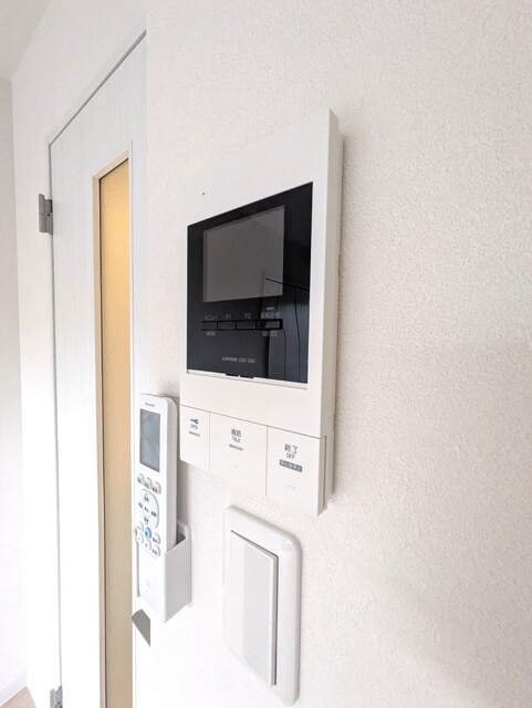 セキュリティ　同物件の別部屋のお写真です。ご参考までに御覧ください。