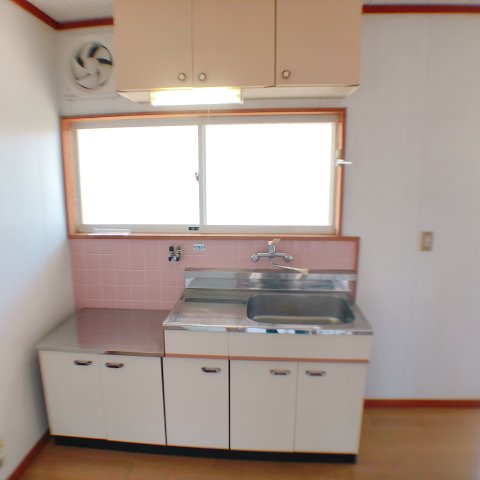 キッチン　同型タイプのお部屋