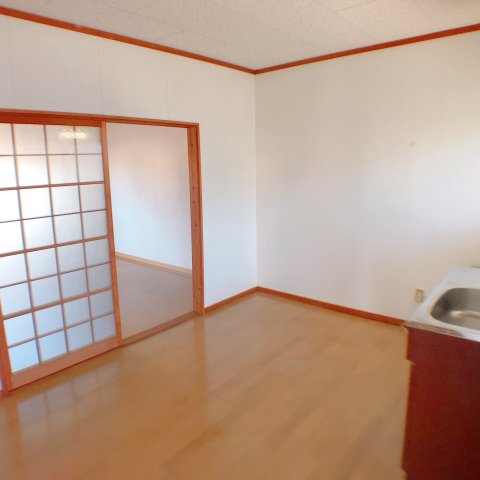 玄関　同型タイプのお部屋