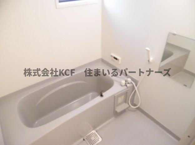 バス・シャワールーム　落ち着いた空間のお風呂です